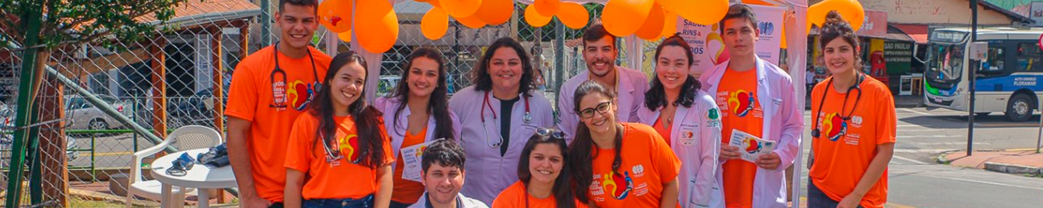 Alunos de Medicina da PUC Minas Poços de Caldas realizam ação no Dia Mundial do Rim 