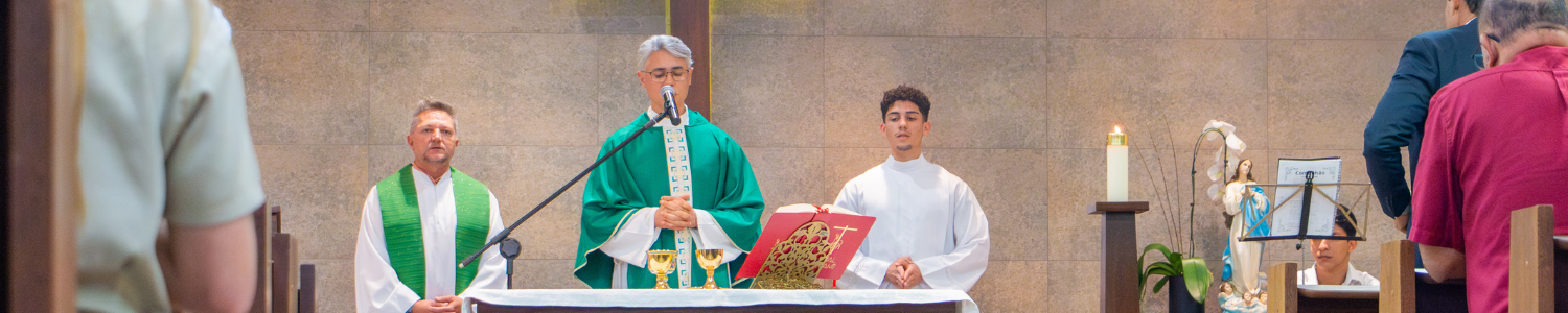 Reitor realiza Celebração Eucarística no Campus Poços de Caldas